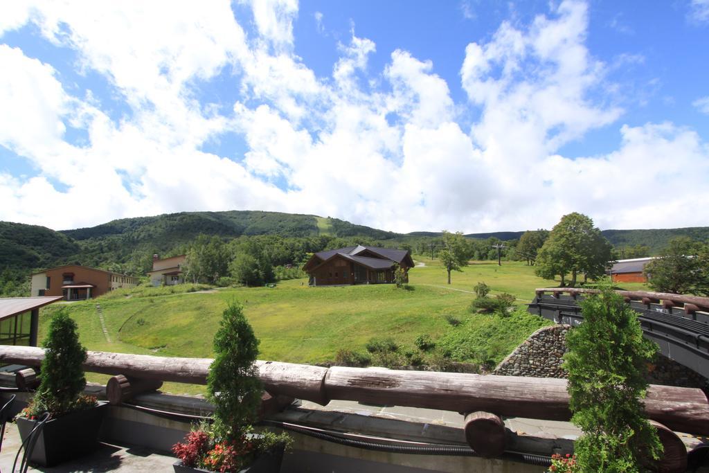 Okushiga Kogen Hotel Yamanouchi  Extérieur photo